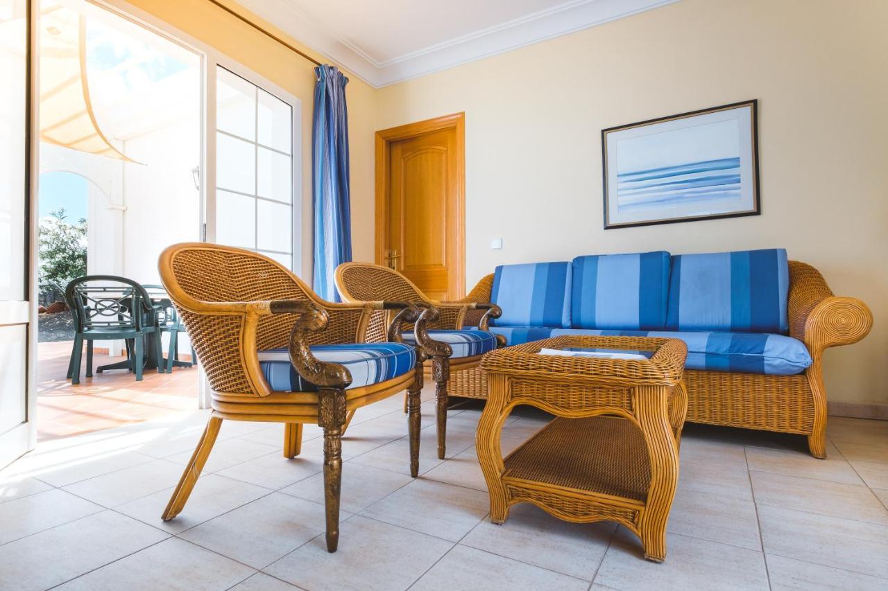 Two-Bedroom Apartment Sea View